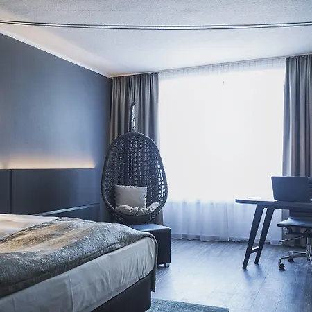 ホテル Elaya Frankfurt 4*