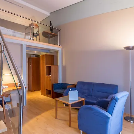 ホテル Elaya Frankfurt 4*