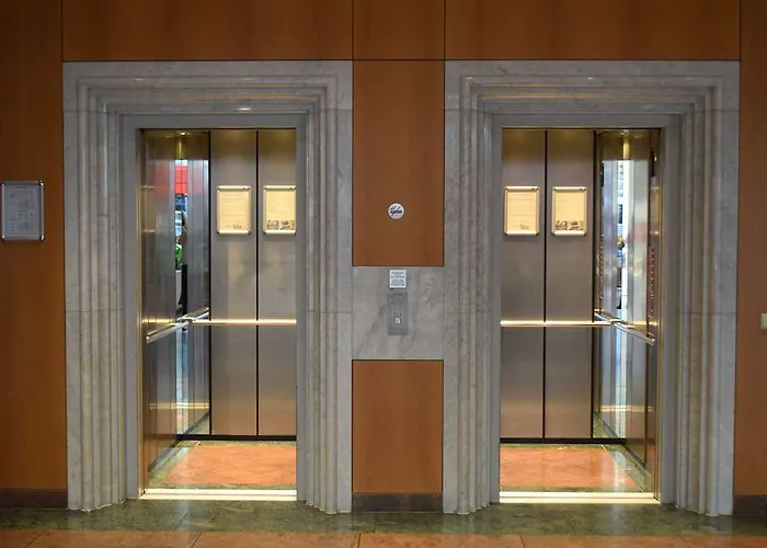 Elaya Frankfurt Hotel 4*