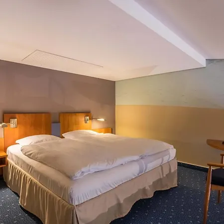 Elaya Frankfurt Oberursel, Trademark Collection