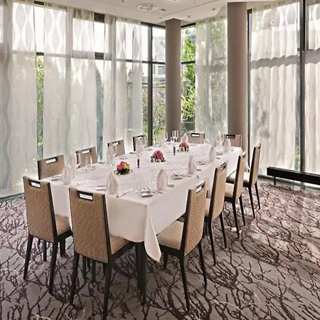 Elaya Frankfurt Hotel 4*