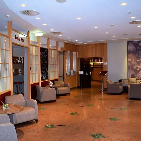 מלון Elaya Frankfurt 4*