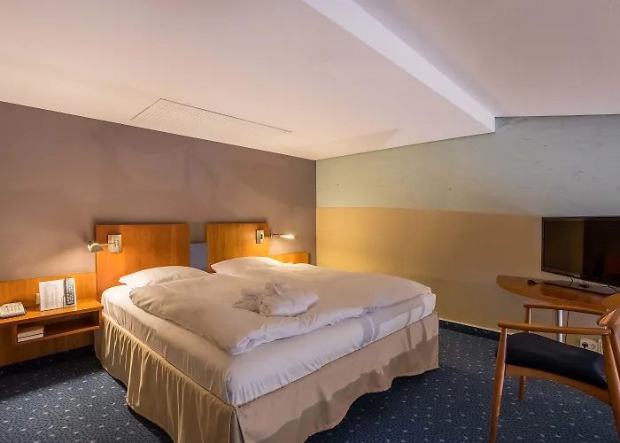 Elaya Frankfurt Oberursel