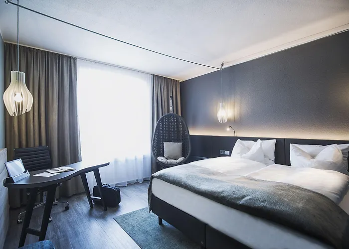 Elaya Frankfurt Oberursel